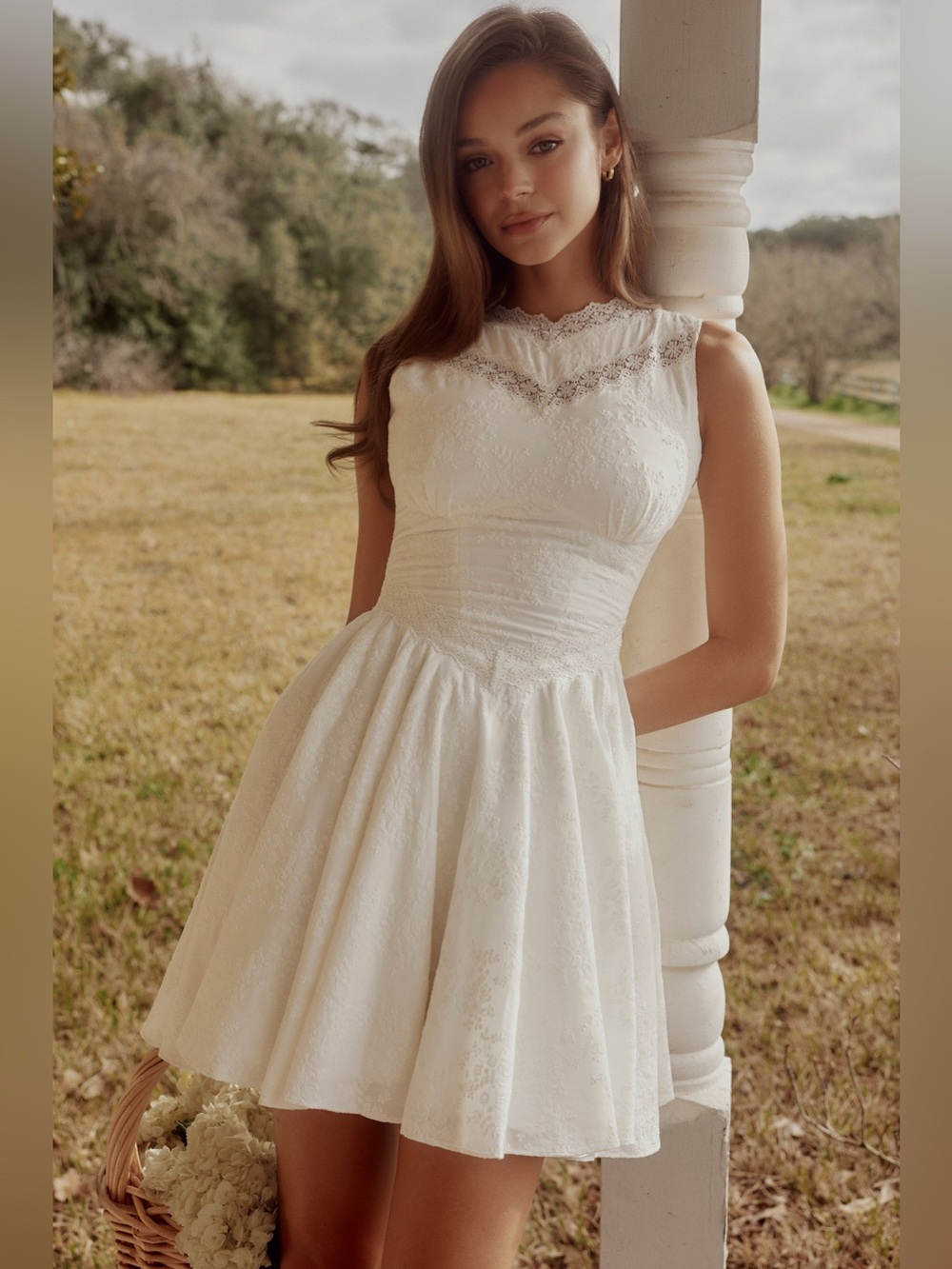 House of CB Scarlett White Embroidered Cotton Lace Trim Mini Dress size XS Long - Picture 14 of 16